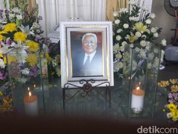 Keluarga Siapkan 6 Bus untuk Pelayat Hari Darmawan