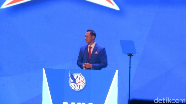 AHY Ingin Pajak Dilonggarkan, Tapi Gaji Pegawai Dinaikkan