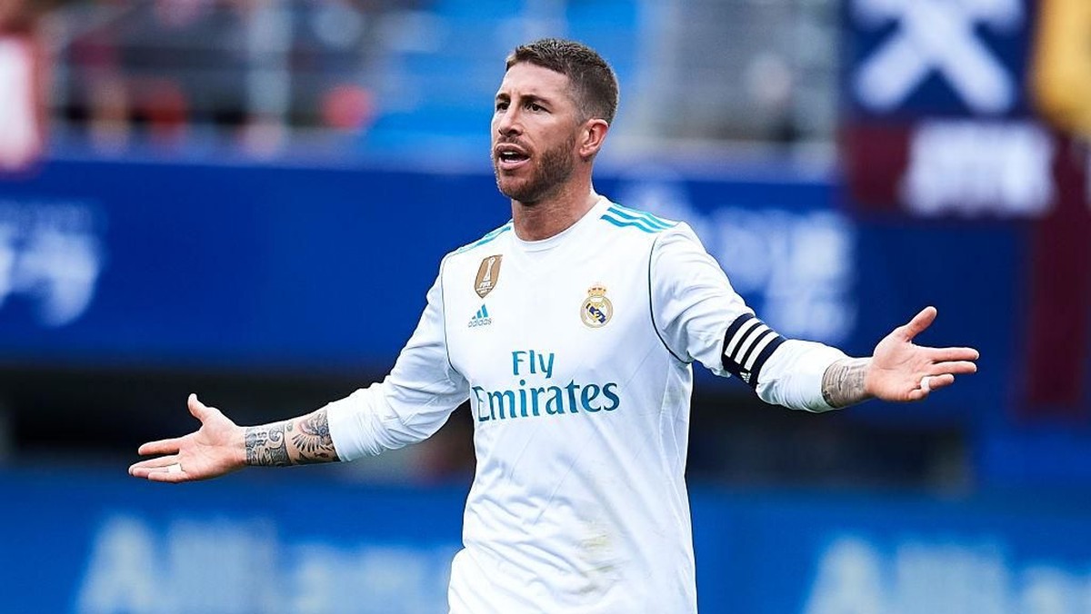 Madrid sempat harus main dengan 10 orang vs Eibar akibat Sergio Ramos dapat panggilan alam (Foto: Juan Manuel Serrano Arce/Getty Images)