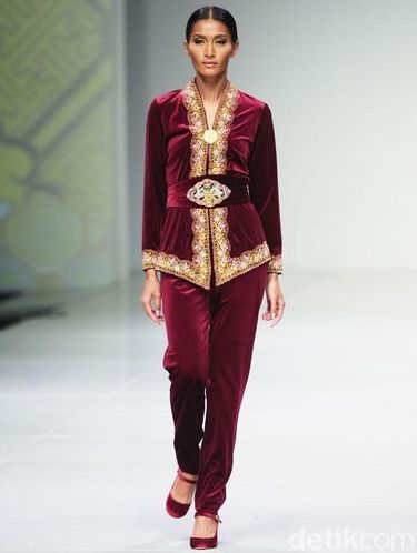 Inspirasi Kebaya Modern.