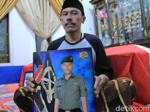 Keluarga Kenang Pratu Randi Korban Tank: Beli Terigu untuk Ibu