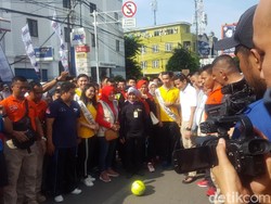 Tawa Sandiaga saat Warga Jakbar Bingung Nama Aslinya