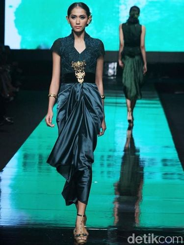 Inspirasi Kebaya Modern.