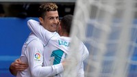 Ronaldo sudah mencetak sebanyak 117 gol di Liga Champions. Dia membukukannya dalam 148 pertandingan bersama dua klub. Manchester United dan Madrid merupakan keduanya. (Foto: Vincent West/Reuters)