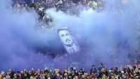 Foto: Laga Emosional Fiorentina Usai Kepergian Astori