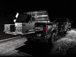 Asyik Bisa Barbeku di Atas Mobil