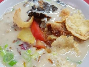 Duh, Enaknye! Intip Soto Betawi Berkuah Gurih Segar Punya Netizen