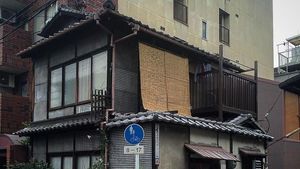 Aneka Bangunan Mungil di Jepang yang Menggemaskan