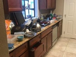 Ada Tumpukan Piring Kotor, Dicuci Saat Ini Juga atau Dibiarkan, Bun?