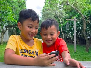 Jamee dan Kalee, si Duo Gantengnya Rio Febrian