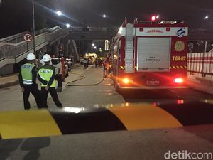 Pipa PGN di Depan BNN Bocor karena Pengeboran Proyek LRT