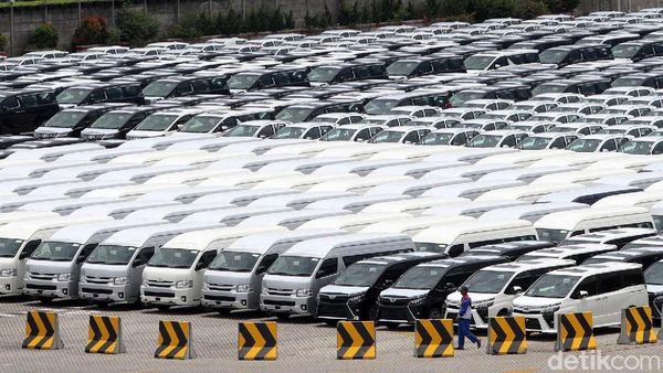 Penjualan Mobil Cerah di 2018