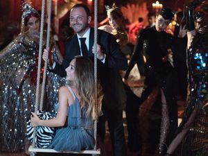 Momen Bahagia Pertunangan Sosialita Cantik Sebelum Tewas Menjelang Nikah