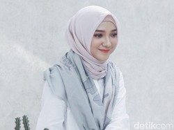 Review Hijab Voal dan Polycotton oleh Ayu Indriati, Apa Hasilnya?