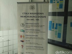 Penjelasan Rektor UGM Soal Banner Etika Menghubungi Dosen di Kampusnya