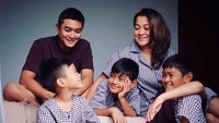 Kompak Banget Keluarga Irgi Fahrezi Lupus
