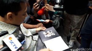 Pelepas Rindu Novanto: Gambar Love Papa dari Anak