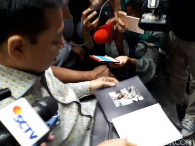 Pelepas Rindu Novanto: Gambar Love Papa dari Anak