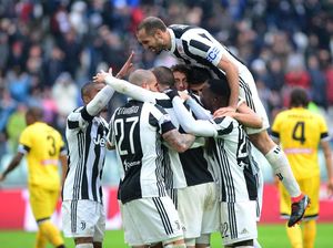 Foto: Juventus Rebut Puncak Klasemen Serie A