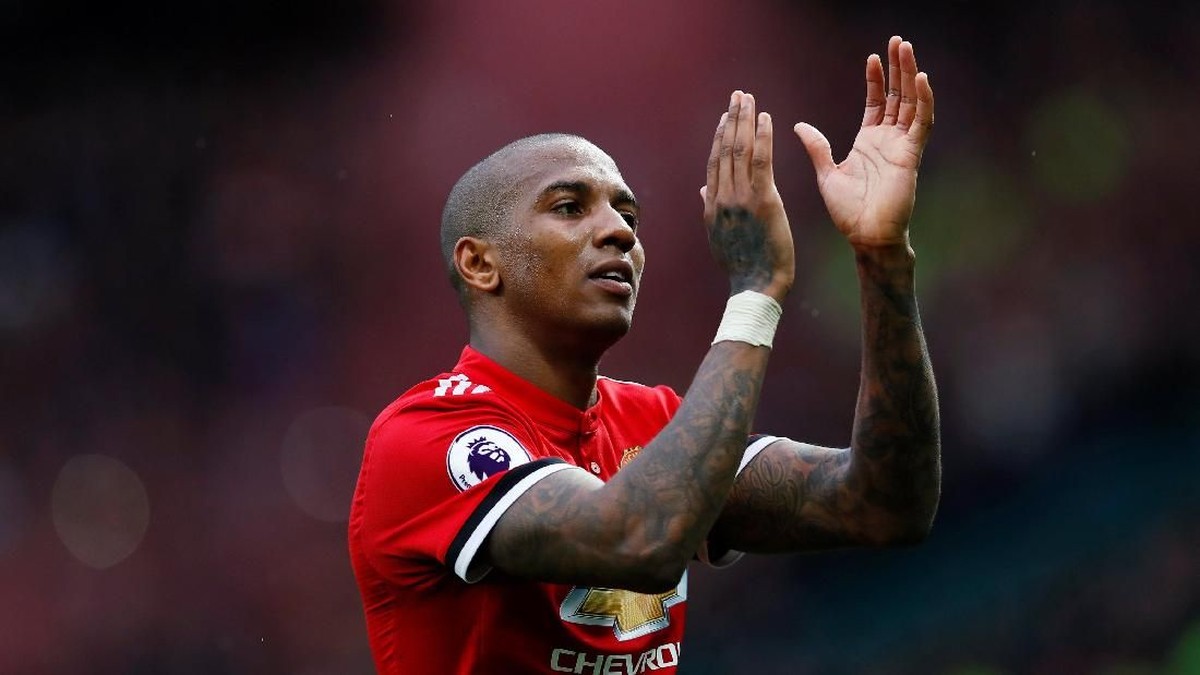 Ashley Young ingin MU finis di urutan kedua. (Jason Cairnduff/Action Images via Reuters)