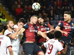 Gol di Injury Time Beri Milan Kemenangan atas Genoa