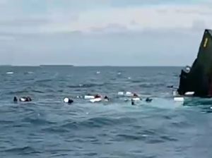 Foto: Detik-detik Kapal TNI Tenggelam di Kepulauan Seribu