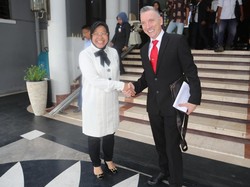 Ke Surabaya, Wali Kota Liverpool Akan Diajak Hunting Foto Bersama