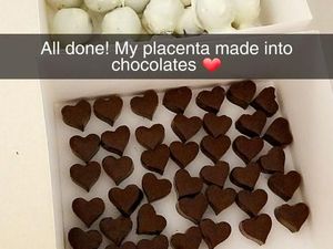Hii..! Wanita Ini Membuat Cokelat dari Plasentanya Sendiri!