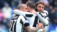 Berkat kemenangan atas Udinese, Juventus mengumpulkan 71 poin dari 27 pertandingan. Mereka unggul satu poin atas Napoli, yang ditahan imbang 0-0 oleh Inter Milan. Foto: Massimo Pinca/Reuters