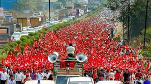 Potret 30 Ribu Petani India Jalan Kaki 6 Hari untuk Demo