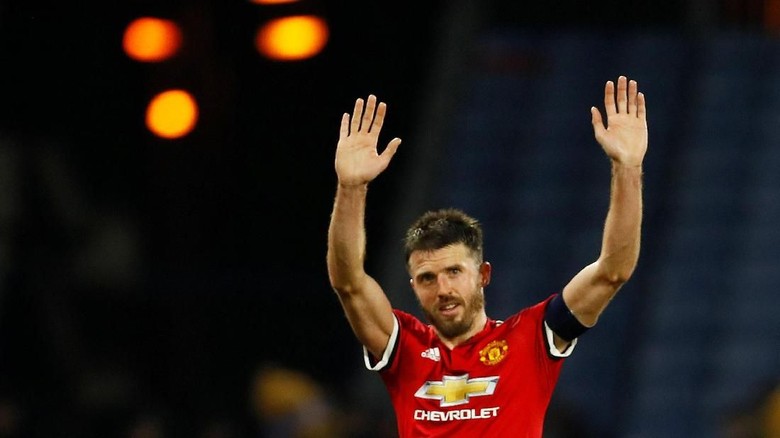 Carrick Pastikan Akan Pensiun Akhir Musim Ini Carrick Pastikan Akan Pensiun Akhir Musim Ini