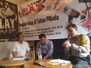 Polres Serang Pantau Medsos Cegah Penyebaran Hoax di Pilkada Polres Serang Pantau Medsos Cegah Penyebaran Hoax di Pilkada