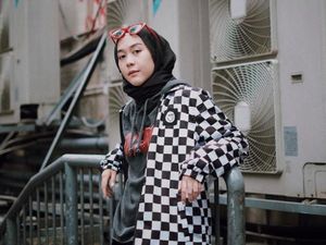 Hijab Street Style Akan Jadi Tren di 2019, Sudah Punya? Hijab Street Style Akan Jadi Tren di 2019, Sudah Punya?