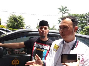 Jalani Pelimpahan Tahap 2, Ahmad Dhani Tiba di Kejari Jaksel Jalani Pelimpahan Tahap 2, Ahmad Dhani Tiba di Kejari Jaksel