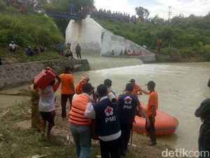 Tertabrak Kereta dan Terlempar ke Sungai, Mbah Manem Belum Ditemukan