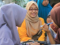 Akrabnya Maulidar yang 7 Tahun Ajar Anak Pemulung Tanpa Digaji