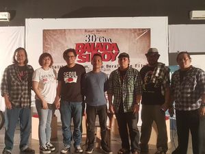 Serial Novel Balada Si Roy Akan Diangkat ke Layar Lebar