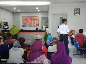 Uang Nasabah BRI Hilang, OJK: Kalau Bank yang Salah Harus Ganti