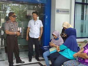 Polisi Periksa 8 Saksi Kasus Hilangnya Uang Nasabah BRI Kediri Polisi Periksa 8 Saksi Kasus Hilangnya Uang Nasabah BRI Kediri