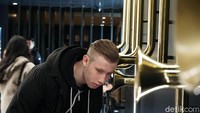 Ruang suara Santiago Bernabeu menyuguhkan rekaman suara komentator dan penonton di stadion untuk pertandingan-pertandingan penting. (Femi Diah/detikSport)