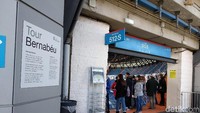 Start tur Bernabeu dimulai dari sini. Pintu untuk menikmati view Santiago Bernabeu dari tribune paling atas.  (Femi Diah/detikSport)