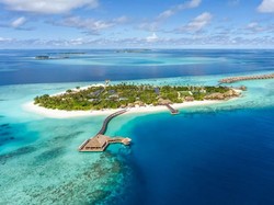 Liburan ke Maldives, Bisa Yoga di Bawah Laut