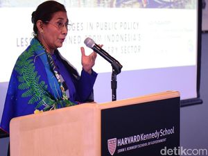 Cerita Susi Sulitnya Temui Hiu Bintang, Penanda Musim Panen Ikan