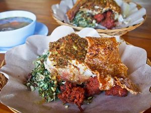 4 Tempat Sarapan di Gianyar Bali, Bubur Ayam-Babi Guling 4 Tempat Sarapan di Gianyar Bali, Bubur Ayam-Babi Guling