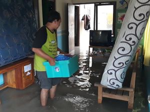Bengawan Solo Meluap, 3 Kelurahan di Ngawi Kebanjiran Bengawan Solo Meluap, 3 Kelurahan di Ngawi Kebanjiran