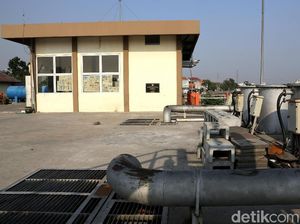 Daya Isap Berkurang, 14 Penyedot Air di 14 Rumah Pompa Diganti