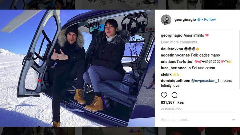 Pamer Kemesraan Ronaldo-Giorgina di Resor Ski Pamer Kemesraan Ronaldo-Giorgina di Resor Ski