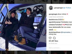 Pamer Kemesraan Ronaldo-Giorgina di Resor Ski