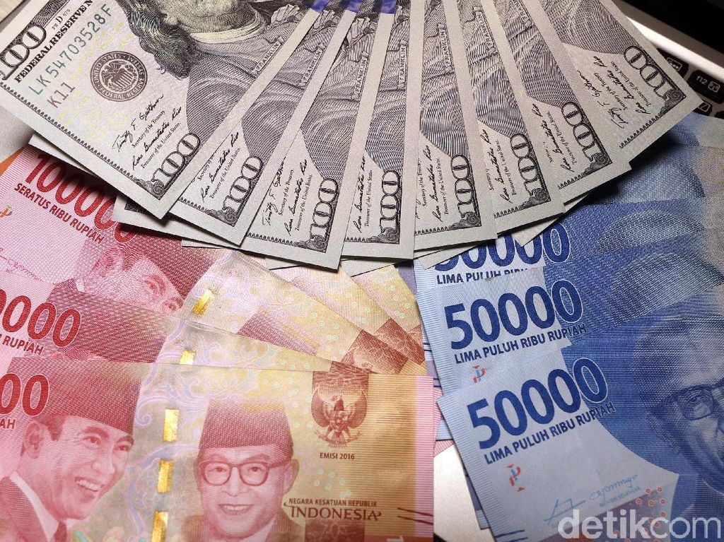 Rupiah Kebakaran Terus, Dolar AS Diprediksi Tembus Rp 14.550 Rupiah Kebakaran Terus, Dolar AS Diprediksi Tembus Rp 14.550