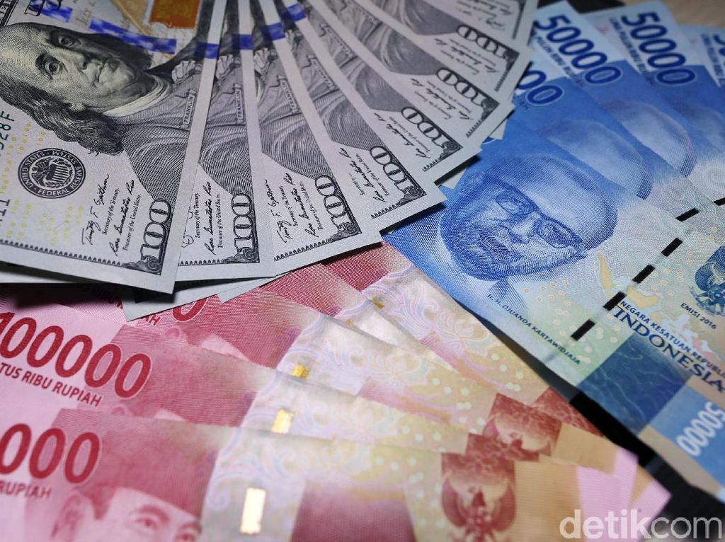 Jakarta Sedang Tidak Baik-baik Saja, Dolar AS Parkir di Rp 14.352 Jakarta Sedang Tidak Baik-baik Saja, Dolar AS Parkir di Rp 14.352